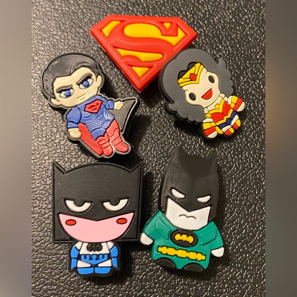 Brand new 5 pack DC Superheroes Shoe Charms